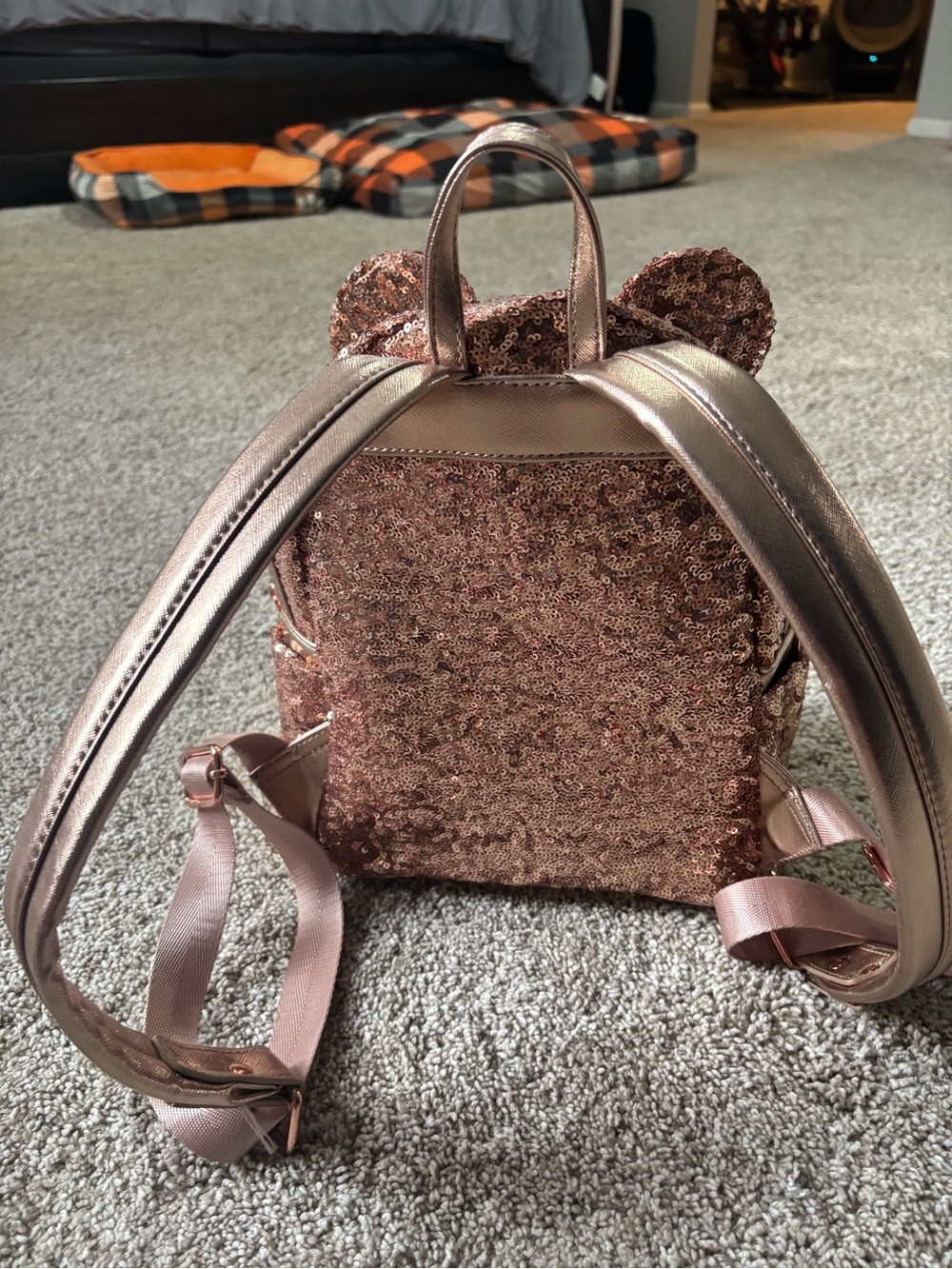 Disney Rose Gold Sequin Mini Backpack Loungefly - Picture 3 of 6